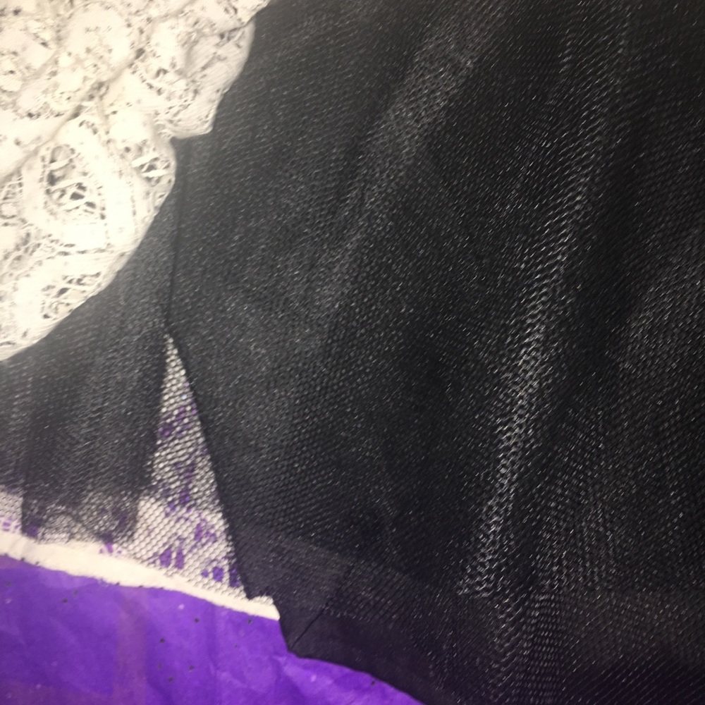 Skirt - Picture 3 of 4